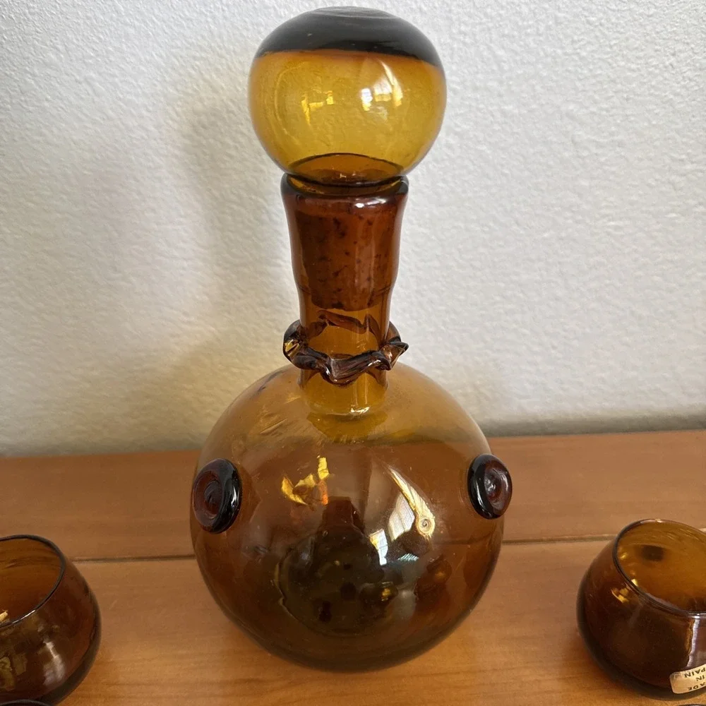 Vtg MCM Spanish Glass Decanter 6 Roly Poly Tumblers Cordial Set Rosettes Amber‎